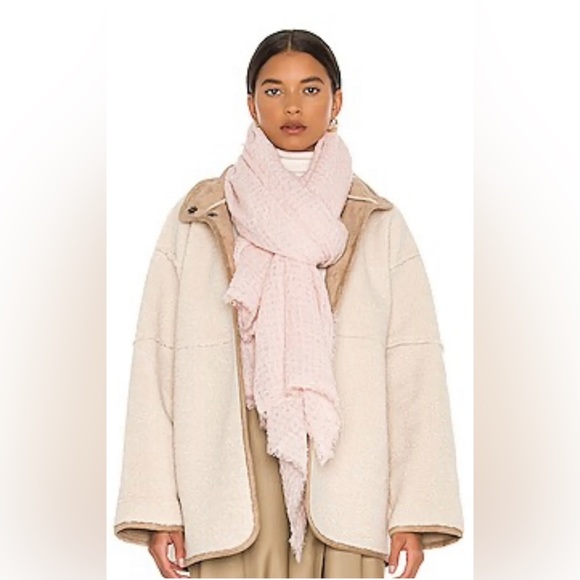 NWT FREE PEOPLE Long Weekend Waffle Textured Scarf in Ballet Pink Linen Blend - Picture 1 of 4
